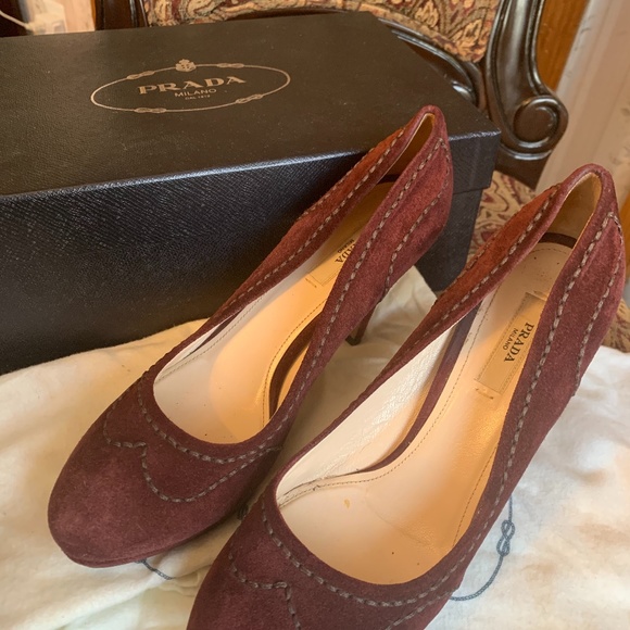Prada  shoes - Picture 1 of 12